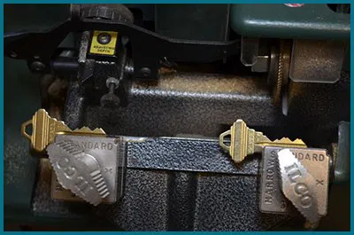 Father Son Locksmith Shop Gotha, FL 407-232-7132 Father Son Locksmith Shop Gotha, FL 407-232-7132 - 65-14