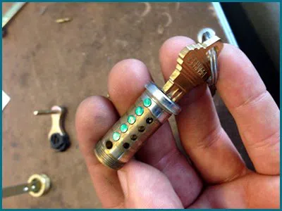 Father Son Locksmith Shop Gotha, FL 407-232-7132 Father Son Locksmith Shop Gotha, FL 407-232-7132 - 65-9